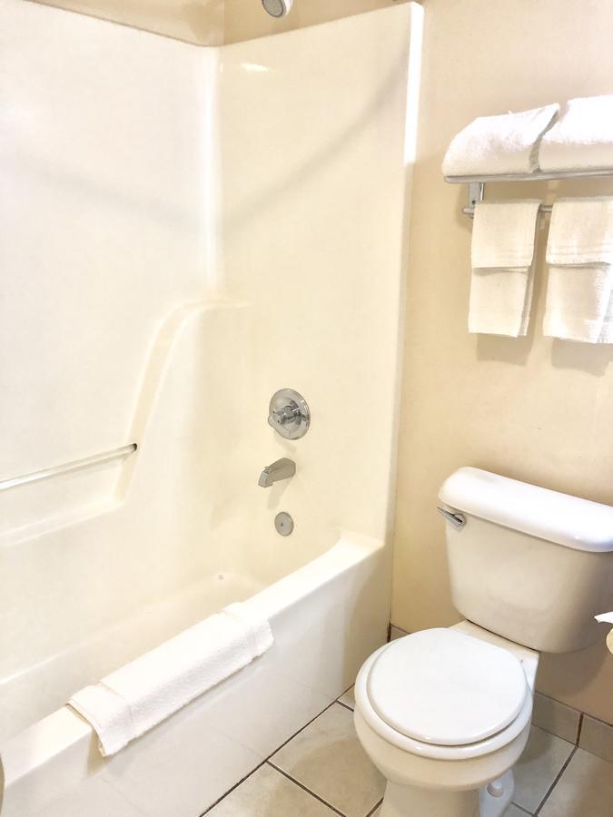 Classic Suites - Cleveland Exteriör bild